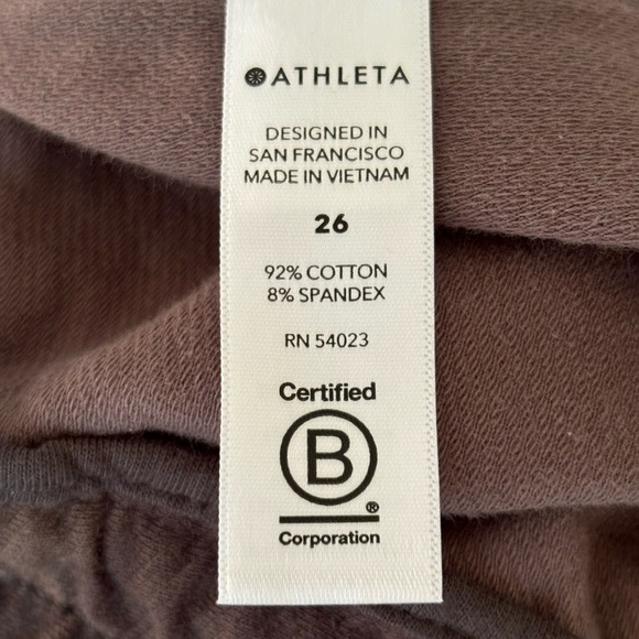 Athleta Camo Farallon Shorts Size Women’s 26 NWT - Picture 13 of 13